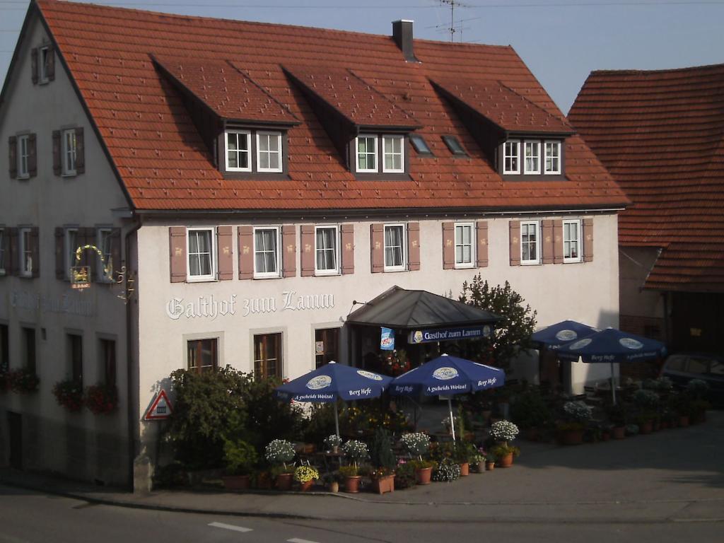 Gasthof Zum Lamm Gomadingen Exterior photo